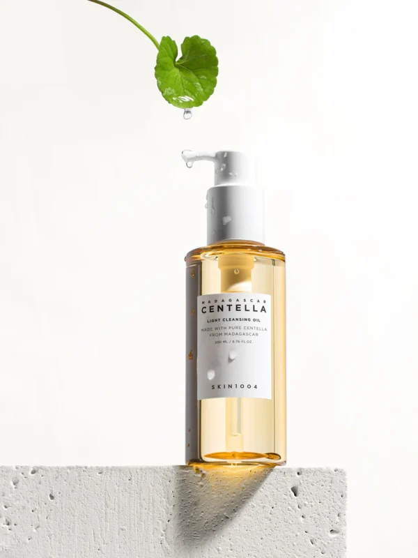 Skin1004 Madagascar Centella Light Cleansing Oil - Aceite limpiador facial coreano para piel sensible